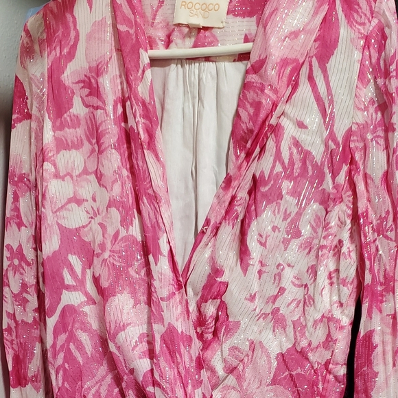 Rococo Sand Vibrant Pink Floral Robe - Picture 1 of 3